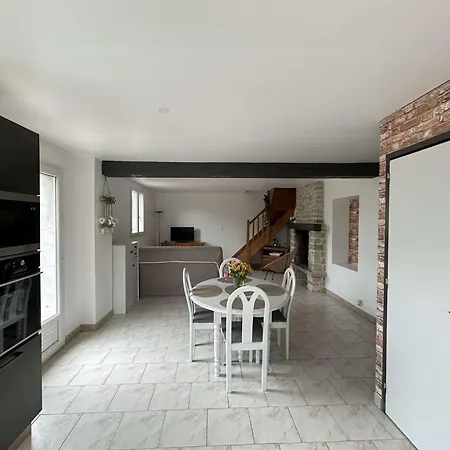 Maison Proche Des Plages Du Dday Houesville Exterior photo